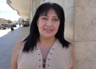 Mientras Mel le ofrece alianza a los Liberales para co gobernar, más de 2 mil hondureños salen del país por falta de empleo e inseguridad.