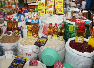 Un país con bajo nivel de producción se compromete con China a exportar a gran escala varios productos.