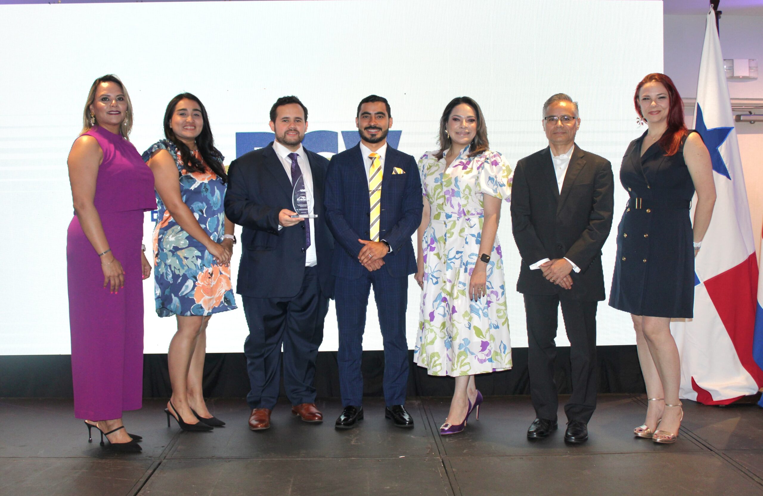 Bolsa Centroamericana de Valores destaca trayectoria de Alutech en mercado bursátil regional y sus exitosas emisiones financieras