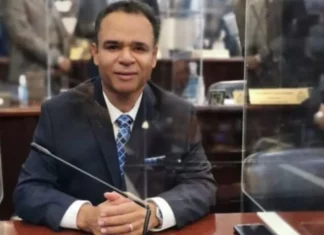 Jorge Zelaya no viajará a Rusia con comitiva oficialista