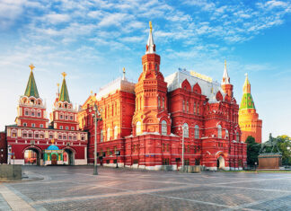 Repudio ante viaje de diputados a Rusia en medio de una mediocre gestión Legislativa