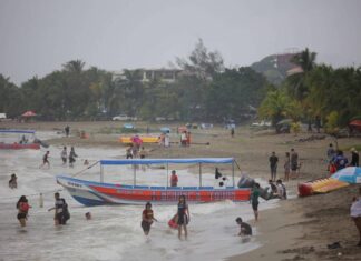 «Fracaso Total» Feriado Morazanico