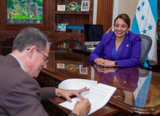 Matheu reconoce que «A veces quiero tirar todo a la chingada»