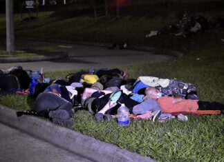 La inseguridad, la falta de empleo y los confliptos políticos obligan a los hondureños a migrar a los EEUU