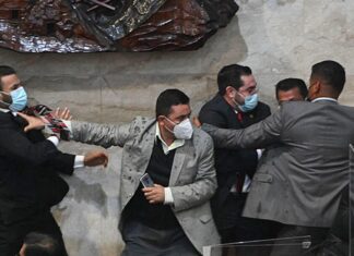 Honduras sin liderazgos políticos para solventar crisis institucional