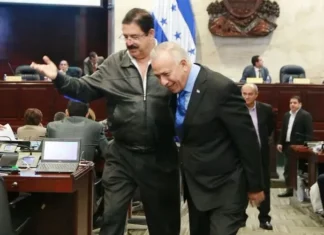 Trasciende que Mel entregaría hasta sus amigos en este fuego cruzado con el PN