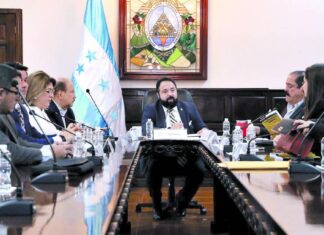 Tri partidismo negocia bajo la mesa el nombramiento de «Conserjes» que les garanticen impunidad