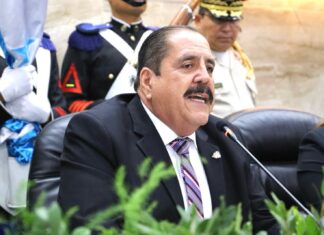 Conmoción en el gobierno de Xiomara Castro por revelaciones de Fabio Lobo que embarran a su esposo y cuñado.