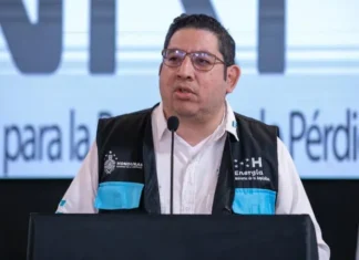 Gobierno incapaz de resolver la peor crisis de energía, hondureños ya no soportan apagones