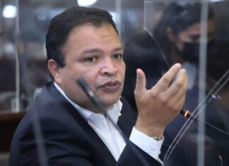 Jari Dixon quiere un nuevo Código Penal