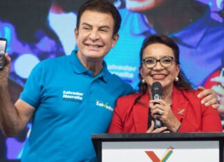 Nasralla asegura que el gobierno paga encuestas para levantar la imagen de la Presidenta Castro