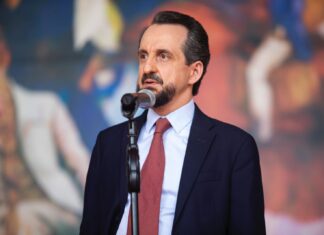 Sin pena ni gloria sale del gobierno Rodolfo Pastor