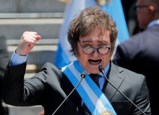 Javier Milei cumple seis meses con superávit fiscal