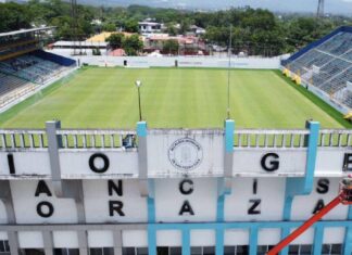 Presidenta Castro prioriza la construcción de estadios y canchas pero no le entrego un tan solo hospital al pueblo