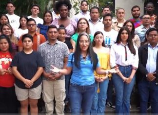 Jovenes de la red de auditores del CNA cuestionan a Xiomara Castro por promesas incumplidas