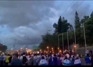 Las antorchas se reactivan para pedir la salida de Xiomara Castro