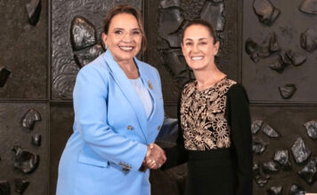 Xiomara visita México – Test