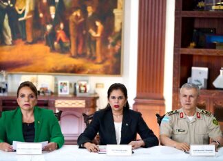 Presidenta Xiomara y Rixi Moncada se atrincheran para defender a Roosevelt Hernández de solicitud de interpelación solicitada por la oposición en el CN