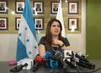 Cossette López increpa a quienes pretenden sembrar dudas sobre la contratación de Smart Matic