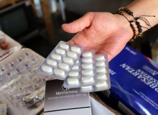 Rechazo total al programa de gobierno que busca vender medicamentos