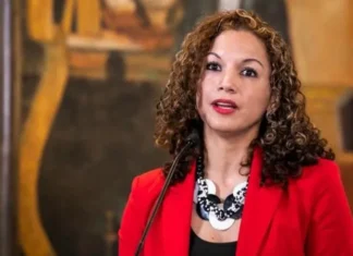 Natalie Roque sigue cobrando salario de Ministra en la Secretaria de los DDHH denuncia el CNA