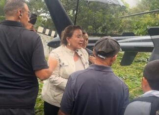 Sin mayor sobresalto Presidenta Xiomara aterriza por precaución en el helicóptero donde viajaba a la capital