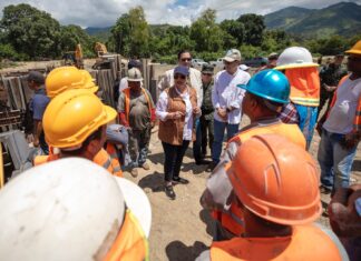Presidenta Xiomara supervisa proyectos en obra gris pero no entregara ninguno finalizado