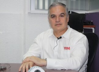 Yani Rosenthal: «La partida de 500 millones para el Ministerio de Estrategia y Planificación es para política»