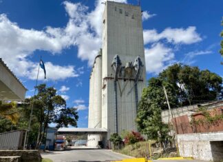Gobierno de Libre anuncia fuertes sanciones a los empleados del IHMA que no asistieron a la marcha de primero de Mayo