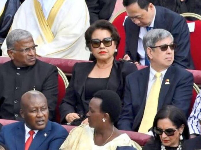 REBECA RAQUEL VATICANO