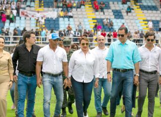 En medio de tantas necesidades del pueblo hondureño Presidenta Xiomara prioriza invertir más de 34 millones en remodelar el estadio de la Ceiba