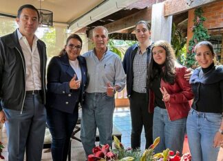 Maribel Espinoza a Papi a la orden: » Si Salvador Nasralla se pinta el pelo, se maquilla y usa botox para verse bien yo prefiero un hombre así y no un DELINCUENTE