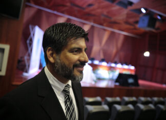 Johel Zelaya apareció con un cauteloso mensaje sobre el escándalo en SEDESOL tanto asi que todavía no tiene listo un tan solo requerimiento