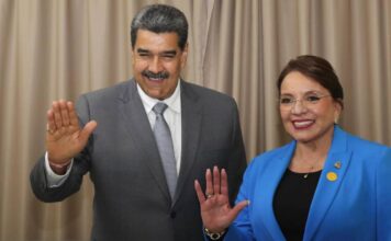 Xiomara Castro se solidariza con Nicolás Maduro