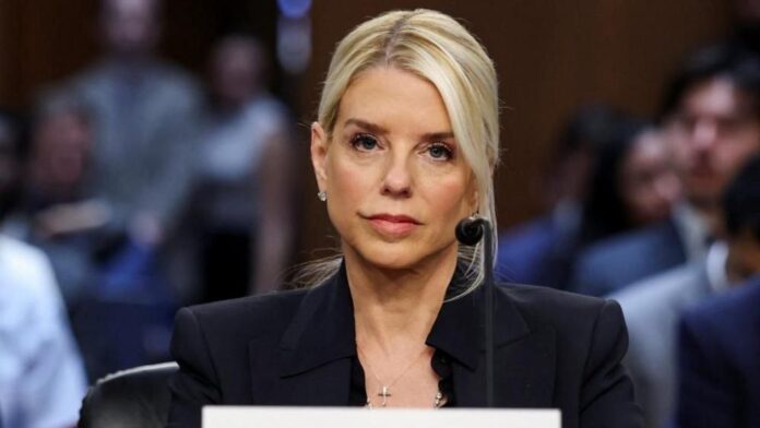 PAM BONDI ASESINATO