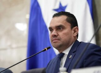 Presidente del CN presenta iniciativa transitoria para reactivar el CNE