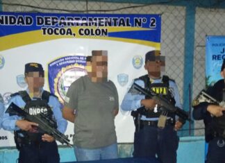 Capturan a hombre con un kilo de supuesta cocaína oculto en un vehículo en Colón