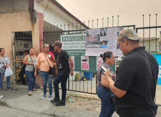 Trabajadores del Hospital Leonardo Martínez protestan por salarios atrasados y exigen cumplimiento de fallo judicial