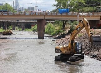 AMDC avanza en la limpieza y canalización de seis quebradas para prevenir inundaciones en la capital