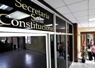 Abogados presentan recurso de inconstitucionalidad contra leyes que, según denuncian, obstaculizan el cumplimiento de sentencias