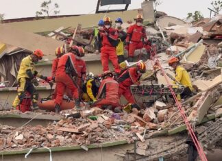 Nuevo sismo de magnitud 4.8 sacudio Venezuela en medio de las labores de rescate por la tragedia que deja más de 1,400 muertos