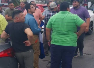 Conductores de Taxis VIP protestaron contra operativos del IHTT en Tegucigalpa