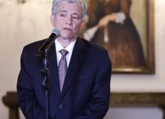 Ministro de Energía advierte que los apagones continuarán por fallas en la red de transmisión