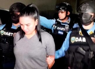 DAET captura a presunta coordinadora de red de extorsión que operaba contra transportistas en la capital