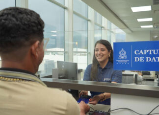 INM emite más de 950 pasaportes de urgencia en aeropuertos durante primeros 90 días