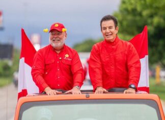 Roberto Contreras cuestiona a Salvador Nasralla y exige cuentas sobre fondos de campaña