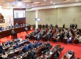 Diputado Javier Vaquero propone reformas para fortalecer la Ley contra el Acoso Escolar