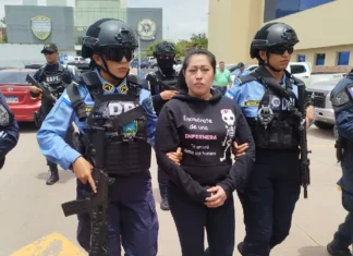 Capturan a mujer vinculada a doble homicidio ocurrido en autolavado de Tegucigalpa