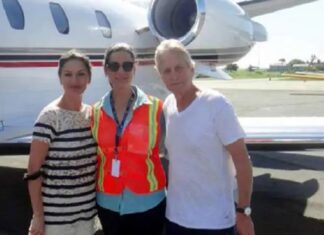 Congreso Nacional condecorará a Michael Douglas por promover a Roatán