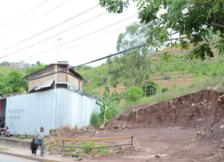 Denuncian falta de lotificación de 148 terrenos vendidos por Fosovi hace 26 años